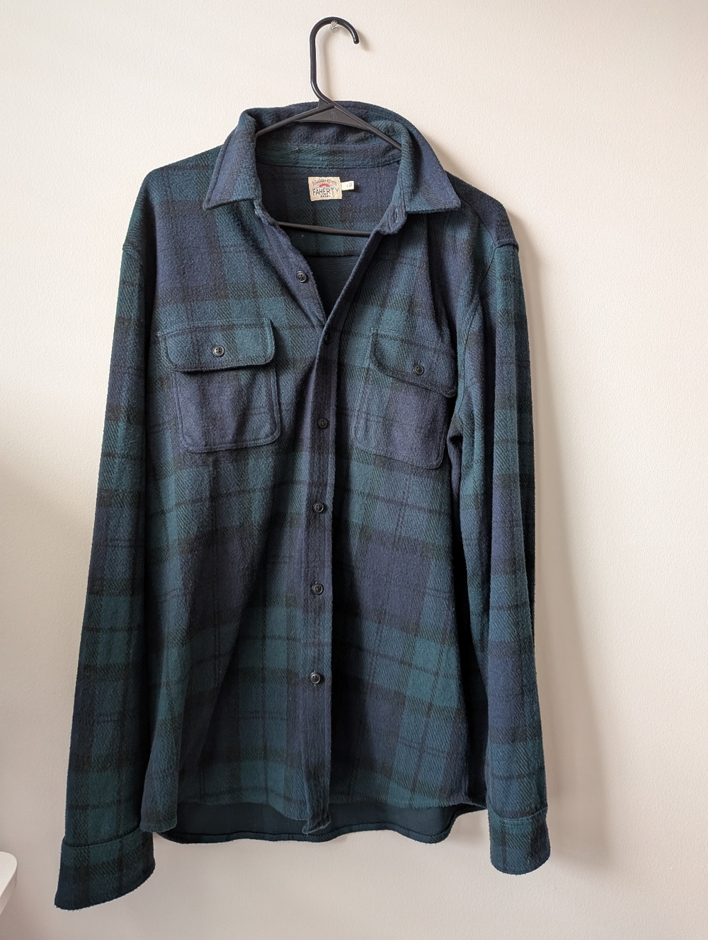 Faherty Legend Sweater Shirt Jacket in Dark Green & Black Plaid L
